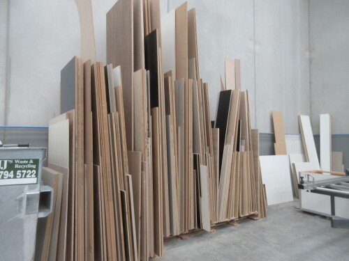 QUANTITY OF LAMINATED MDF BENCHTOPS. 18MM - 33MM.