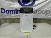 SAMSUNG AIR PURFIER. MODEL AX40T303WM. TRUE HEPA FILTER REMOVERS 99.97% OF 0.3um ULTRA FINE DUST AND INHIBITS THE SPREAD OF CAPTURED BACTERIA. IDEAL FOR ROOMS UP TO 40m2. CLEAN AIR DELIVERY RATE OF 311m3 p/hr. SEE HOW CLEAN THE AIR IS AT A GLANCE WITH THE