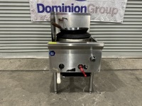1 X B & S SINGLE WOK BURNER. STAINLESS STEEL WITH WATERR OUTLET. NO MODEL OR SERIAL NUMBERS VISIBLE. 600 W X 900 D X 760 H. SPLASHBACK 340MM H.
