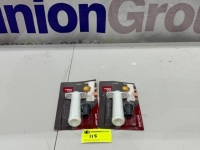 2 X WINE SAVERS AND STOPPERS. PRESERVES WINE UNDER VACUUM.