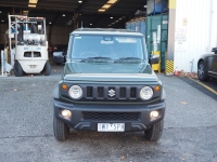 12/2022 SUZUKI JIMNY GLX 4X4 3 DOOR WAGON. 4 CYLINDER 1.5LT PETROL ENGINE.AUTOMATIC TRANSMISSION. FULL ELECTRICS. REVERSE CAMERA. MEDIA CENTRE. 2 X KEYS. OWNERS MANUAL. SERVICE BOOK. REG: 1WY5PH. KLM: 22682 (SHOWING). VIN: JSAGJB74V00196151. ENG: K15B1213