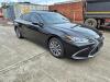 1/2023 LEXUS ES300H LUXURY (ESXZ1L) CVT 2.5I 88KW HYBRID SEDAN. 4 CYLINDER 2.5LT PETROL. AUTOMATIC TRANSMISSION. FULL ELECTRICS. ELECTRIC SEATS. AUDIO SYSTEM. REVERSE CAMERA. SUNROOF. FRONT AND REAR A/C. SERVICE BOOK. OWNERS MANUAL. 2 X KEY. KLM: 146645 ( - 2